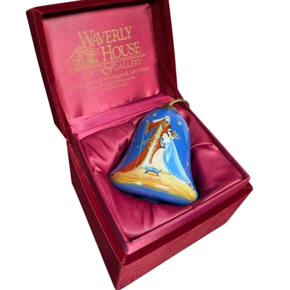 Ne Qwa Art Reverse Handpainted Blown Glass Ornament Jesus Mary Joseph Holy Night - Picture 1 of 16